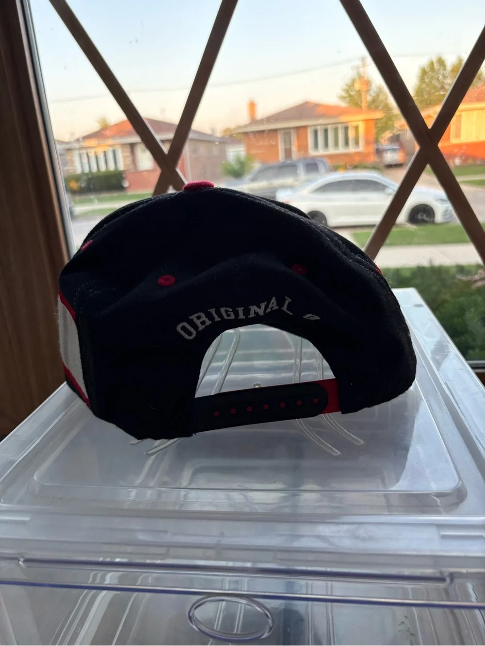 Chicago Blackhawks Black Snapback Hat with White Lace Detail